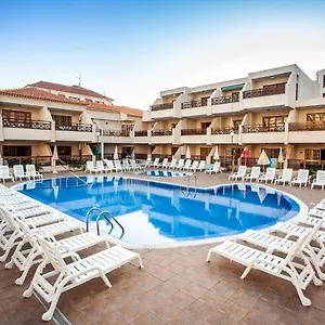  Apartment Spectacular Renovated Apartment, 5 Min To Camison Beach, With Aircon